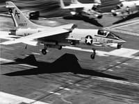 Vought F-8 Crusader - Image 23