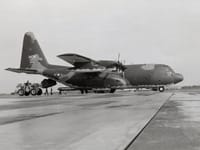 Lockheed C-130 Hercules - Image 24