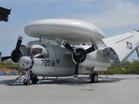 Grumman E-1 Tracer - Image 2