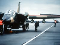 General Dynamics F-111 Aardvark - Image 13