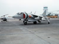 Harrier jump jet - Image 7