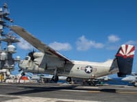 Grumman C-2 Greyhound - Image 2