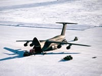 Lockheed C-5 Galaxy - Image 16