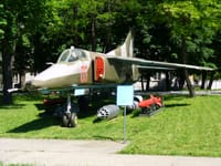 Mikoyan MiG-27 - Image 4