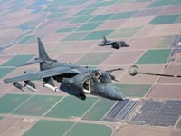 McDonnell Douglas AV-8B Harrier II - Image 3