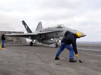 McDonnell Douglas F/A-18 Hornet - Image 18