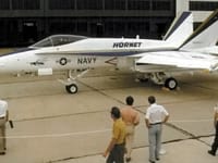 McDonnell Douglas F/A-18 Hornet - Image 27