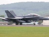 McDonnell Douglas F/A-18 Hornet - Image 30