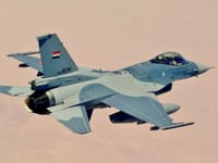 General Dynamics F-16 Fighting Falcon - Image 27