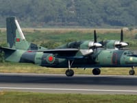 Antonov An-32 - Image 9