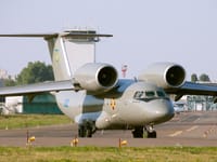 Antonov An-72 - Image 7