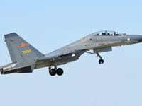 Sukhoi Su-30 - Image 3
