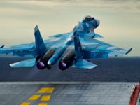 Sukhoi Su-33 - Image 9