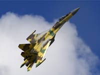 Sukhoi Su-35 - Image 4