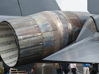 Sukhoi Su-35 - Image 11