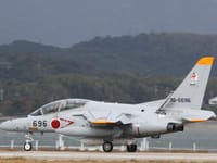 Kawasaki T-4 - Image 2