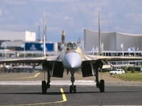 Sukhoi Su-37 - Image 2