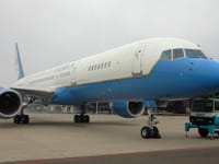 Boeing C-32 - Image 4