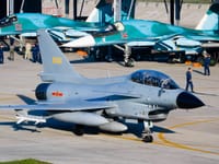 Chengdu J-10 - Image 10